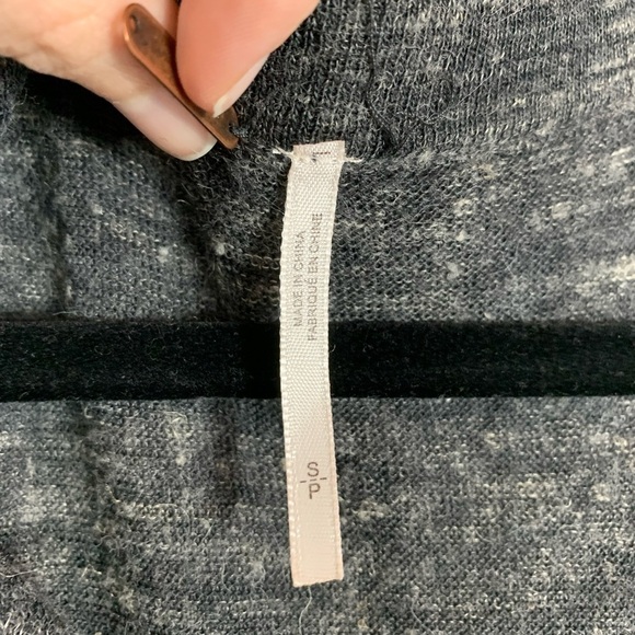 Free People Women’s Grey Long Duster  Cardigan Size Small Boho Oversized Raw Hem - Picture 8 of 16